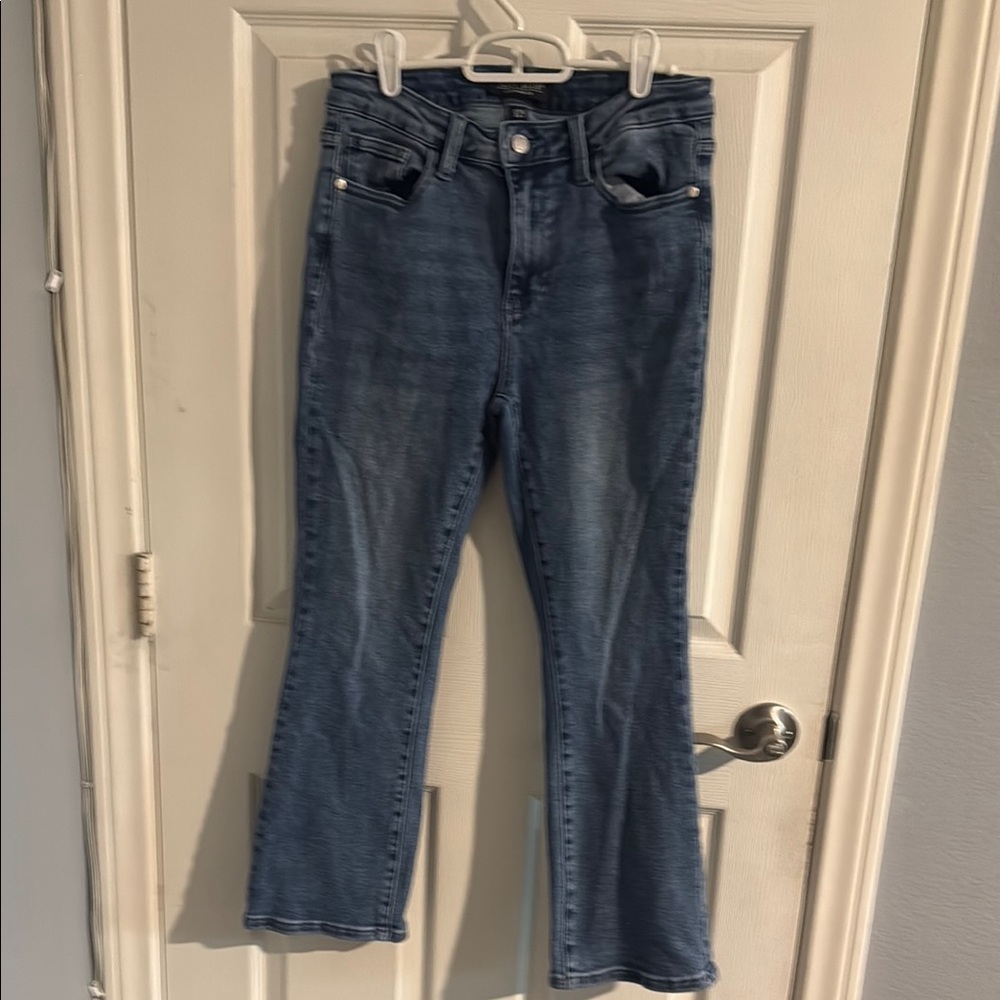 Judy Blue Flare Jeans in Classic Blue